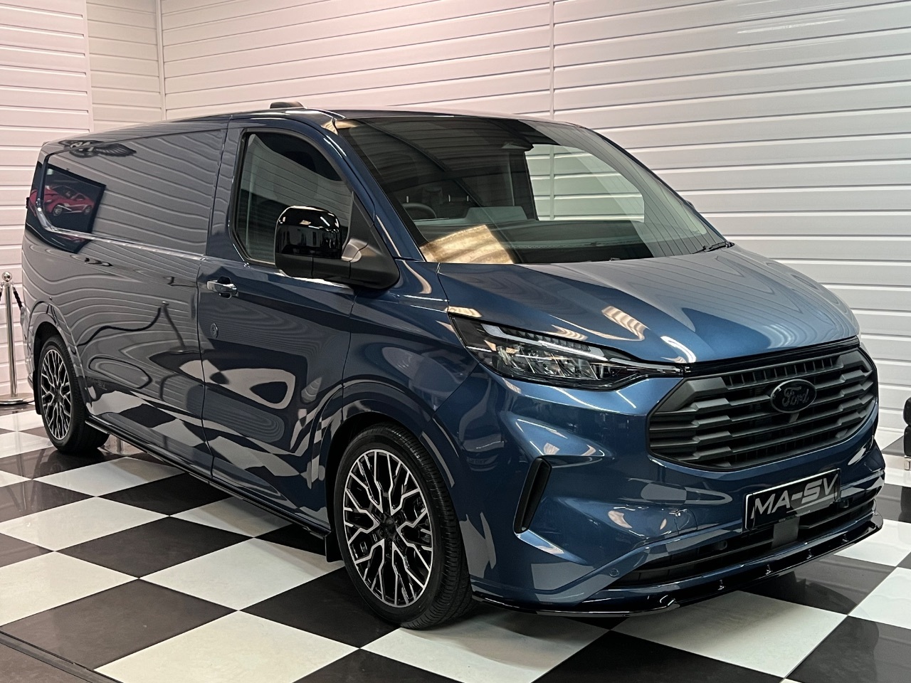 2024 Ford Transit Custom