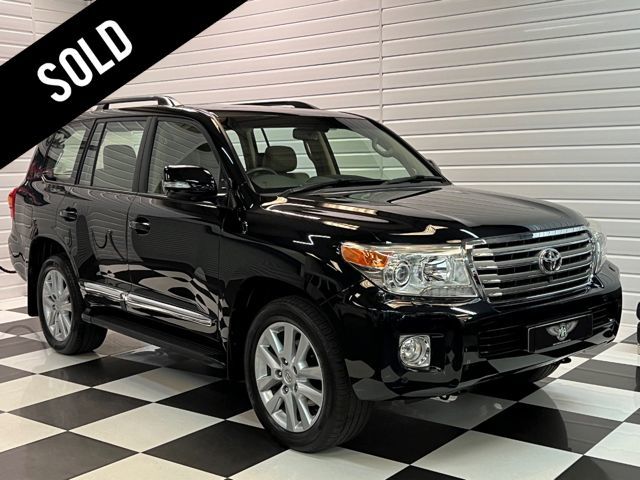 2013 Toyota Land Cruiser