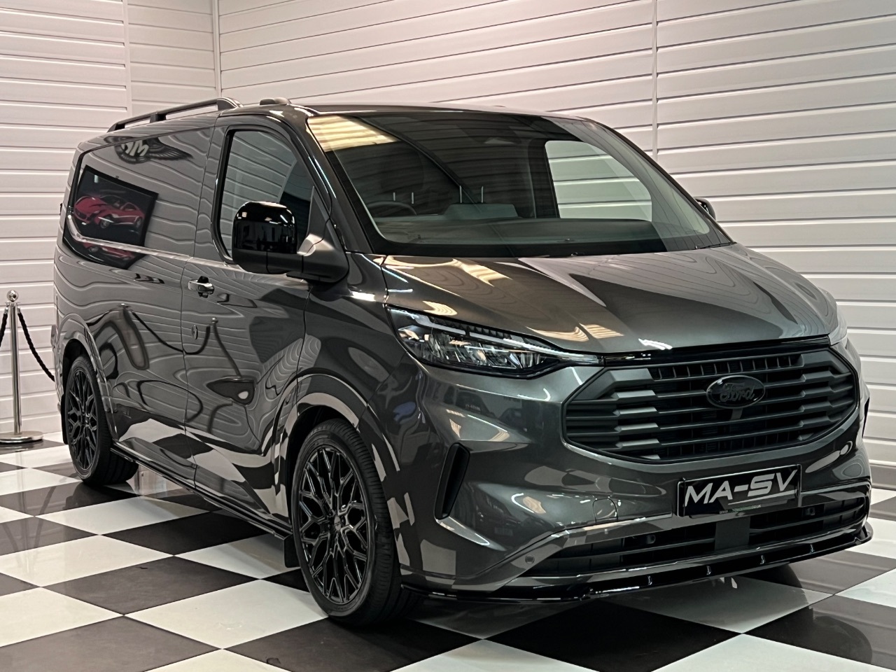 2024 Ford Transit Custom