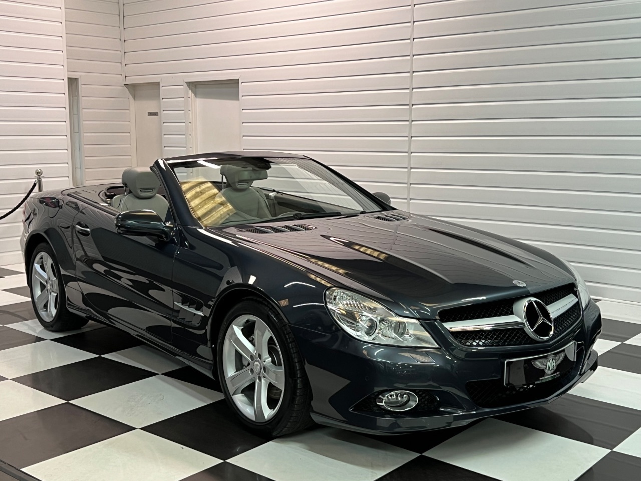 2009 Mercedes-Benz SL 350